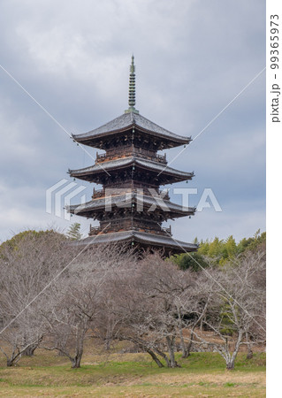 備中国分寺 五重塔 岡山県総社市の写真素材 [99365973] - PIXTA