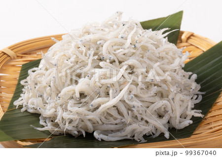 釜揚げしらす 99367040