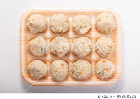 鶏ごぼう団子・鶏ごぼう入りつみれ 鶏ごぼう団子・鶏ごぼう入りつみれ 99368528