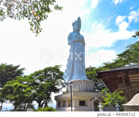夏の船岡平和観音(船岡城址公園)宮城県柴田郡柴田町 夏の船岡平和観音(船岡城址公園)宮城県柴田郡柴田町 99369712
