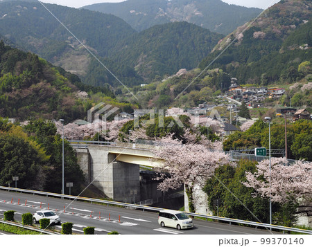 東名高速道路 富士川SA付近 東名高速道路 富士川SA付近 99370140