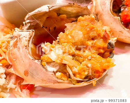 上海の秋の味覚・上海蟹 99371083