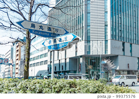 街中イメージ　監視カメラ 99375576