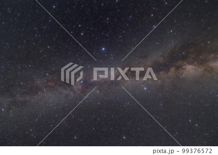 天の川と夏の大三角 99376572