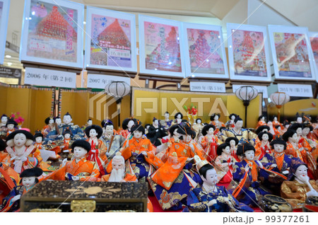 鴻巣びっくりひな祭り　埼玉県鴻巣市　エルミこうのすショッピングモール 99377261