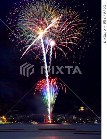 大鳥居修復祝い花火 99379761