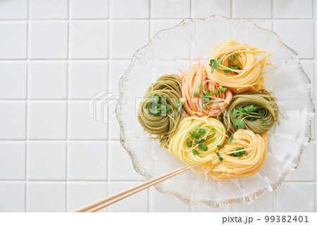 カラフル素麺 99382401