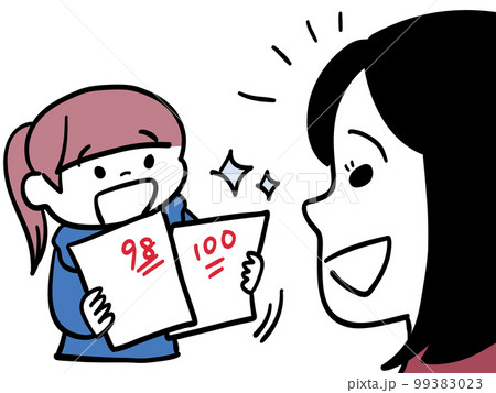 子供のテスト結果に喜ぶ母親 99383023