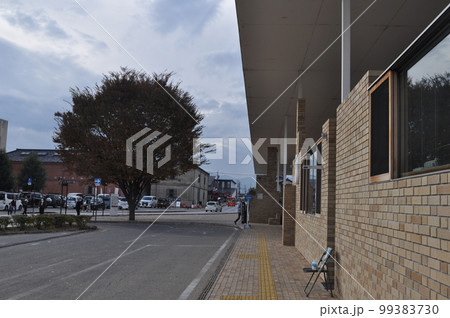 上州富岡駅/武井誠／鍋島千恵 99383730