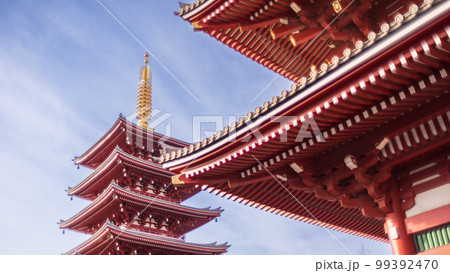 「東京都」浅草寺・五重塔 99392470