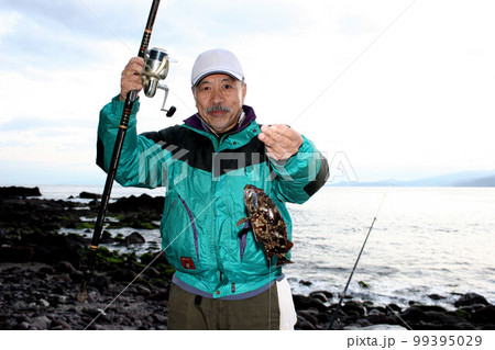 真鶴の浜でカサゴを釣った 真鶴の浜でカサゴを釣った 99395029