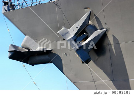 艦首に取り付けられる… 錨 99395195