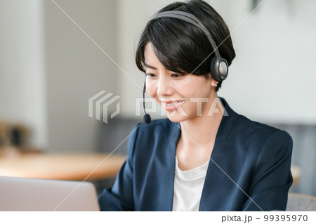 ビジネス　オペレーター　ヘッドセット 99395970