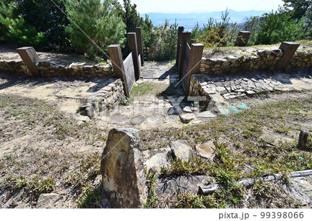 岡山県総社市の鬼城山にある古代山城「鬼ノ城」国史跡 99398066