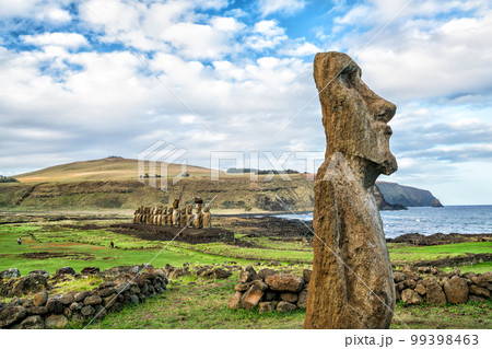 Moais at Ahu Tongariki in Easter island 99398463