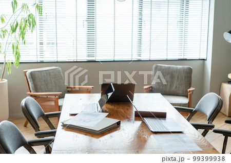 コワーキングスペース　無人　ビジネス 99399938