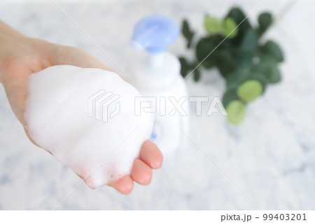 ハンドソープと泡 ハンドソープと泡 99403201