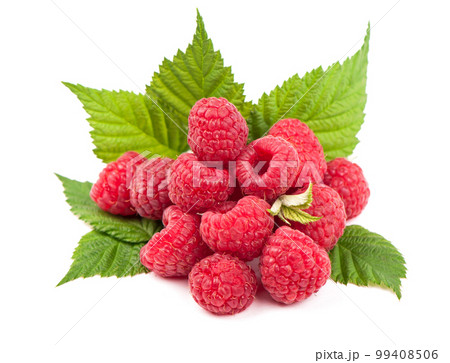Ripe raspberry with green leaf 99408506