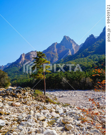 景色 雲 スポット 99409521