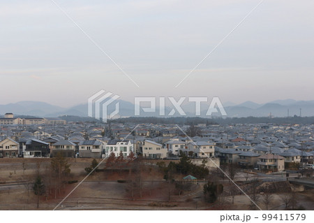 朝の三田市 99411579