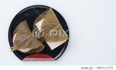 関東風・関西風の桜もちの違い｜食べ比べイメージ 99411755