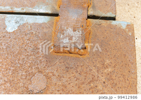 鉄板の溶接部 鉄板の溶接部 99412986