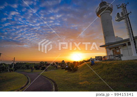 与那国島　日本最西端の夕日 99415341