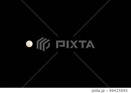 北杜市白州町、月齢14.3二月十四日目の小望月 99425693