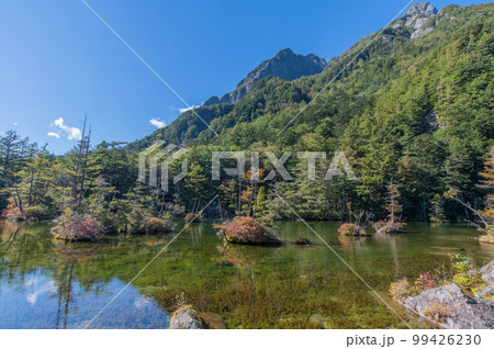 穂高神社の神域 上高地 明神池 穂高神社の神域 上高地 明神池 99426230