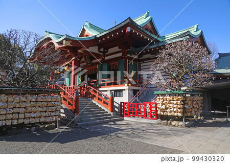 亀戸天神社　拝殿 99430320