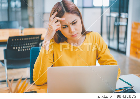 Students who have been studying online for a long time may experience stress, fatigue, and headaches. Students who have been studying online for a long time may experience stress, fatigue, and headaches. 99432975