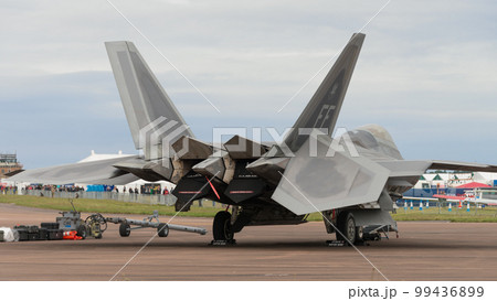 アメリカ空軍F-22ラプター＜デモチーム＞ 99436899