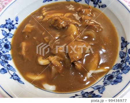 豚肉たっぷり♪の家庭のカレーライス 99436977