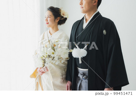 白無垢 新郎新婦 白無垢 新郎新婦 99451471