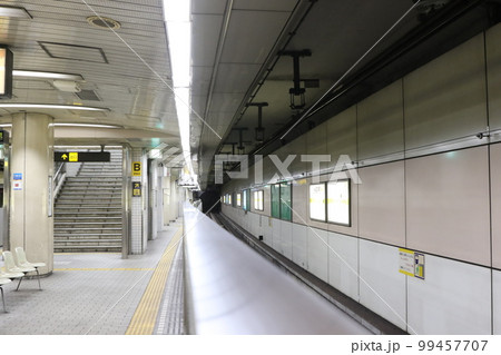 長堀鶴見緑地線の今福鶴見駅 99457707