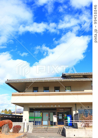 江南市、江南市立図書館の風景 江南市、江南市立図書館の風景 99458846