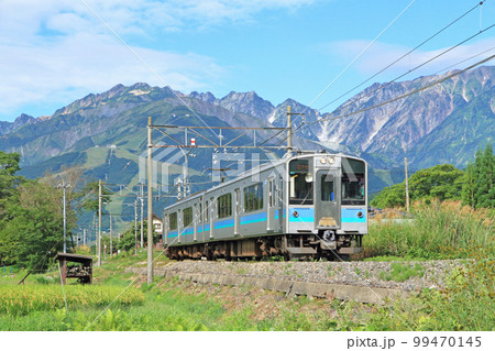 大糸線 夏の白馬山麓 大糸線 夏の白馬山麓 99470145