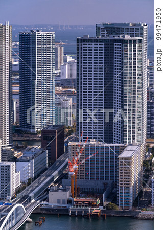 《東京都》タワーマンションが建ち並ぶ・中央区ベイエリア 《東京都》タワーマンションが建ち並ぶ・中央区ベイエリア 99471950