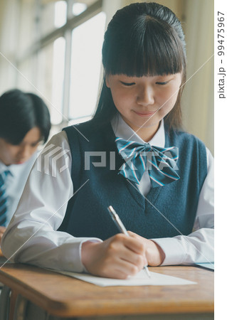 Middle school Middle school 99475967