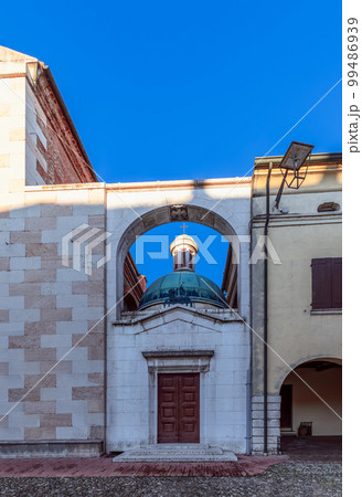 Chiesa di S. Maria Assunta in Sabbioneta city. Lombardy, Italy 99486939