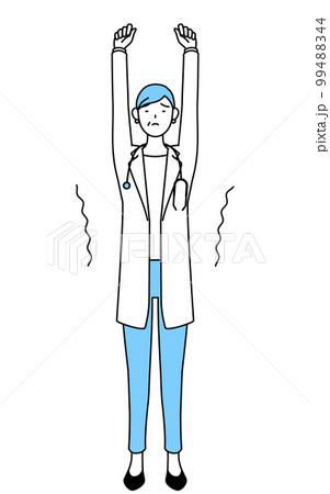 ストレッチで背伸びする聴診器をかけた白衣の女性医師、シニア・中高年のベテラン医師 99488344