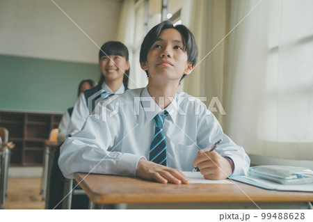Middle school Middle school 99488628
