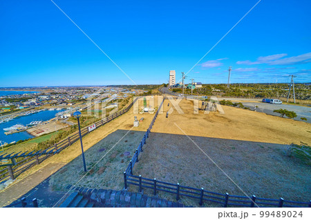 千葉県旭市の飯岡刑部岬(ぎょうぶみさき)から北側の眺望 千葉県旭市の飯岡刑部岬(ぎょうぶみさき)から北側の眺望 99489024