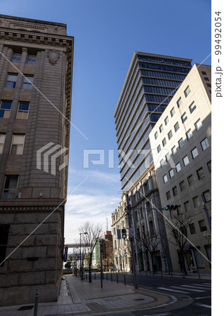 神戸商船三井ビルのある通り(メリケン波止場山本線) 2023年1月3日撮影 神戸商船三井ビルのある通り(メリケン波止場山本線) 2023年1月3日撮影 99492054