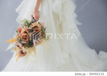 ウェディングドレス 99492232