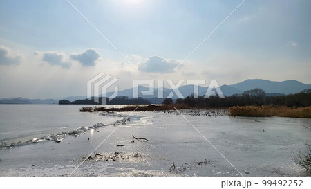 冬の風景 川 北漢江 99492252