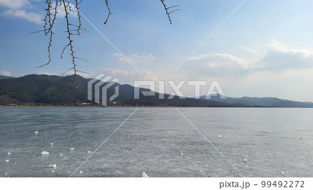 冬の風景 川 北漢江 99492272