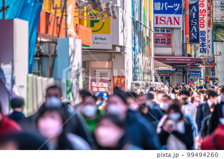 日本の東京都市景観 賑わう秋葉原。コロナ禍前のような人出。屋外等マスク不要=2月22日 日本の東京都市景観 賑わう秋葉原。コロナ禍前のような人出。屋外等マスク不要=2月22日 99494260