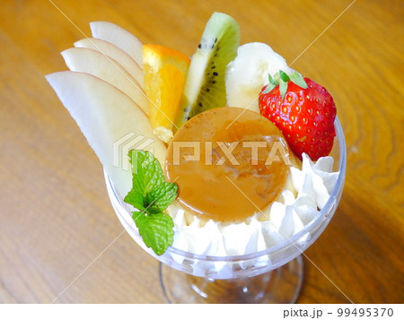 プリンアラモード 99495370