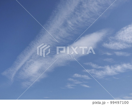 雲と空。東京の冬空。 雲と空。東京の冬空。 99497100